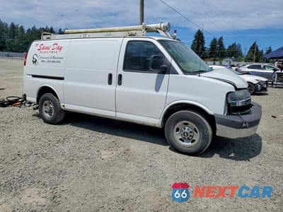 Czwarte zdjęcie samochodu z boku: 2016 CHEVROLET EXPRESS G2500 VIN:1GCWGAFF3G1209941 - miniatura