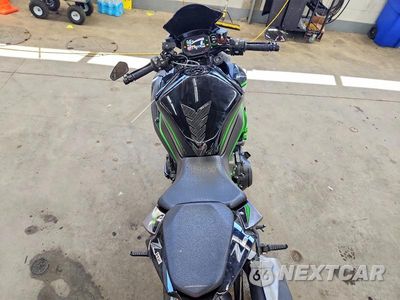 Zdjęcie 6 z 9 samochodu: 2020 KAWASAKI ZR1000 K VIN:JKAZRCK1XLA002612 - miniatura