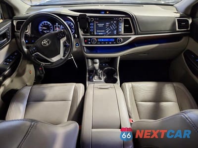 Zdjęcie 8 z 13 samochodu: 2015 TOYOTA HIGHLANDER LIMITED VIN:5TDDKRFH5FS154867 - miniatura