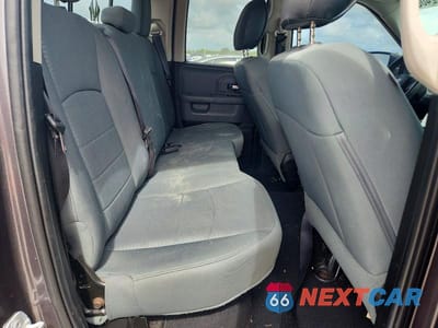 Zdjęcie 10 z 13 samochodu: 2015 RAM 1500 SLT VIN:1C6RR6GT8FS553130 - miniatura