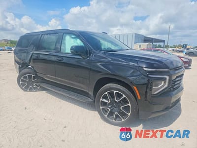Czwarte zdjęcie samochodu z boku: 2026 CHEVROLET SUBURBAN C1500 RST VIN:1GNS5EKD4TR137585 - miniatura