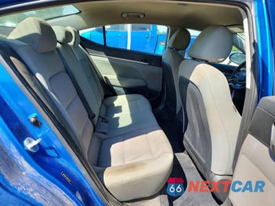 Zdjęcie 10 z 12 samochodu: 2017 HYUNDAI ELANTRA SE VIN:5NPD84LF1HH042547 - miniatura