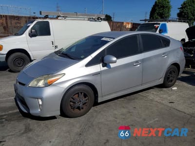 2014 TOYOTA PRIUS TWO JTDKN3DU9E0363915 - główne zdjęcie licytacji z USA - miniatura