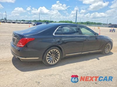 Trzecie zdjęcie samochodu z tyłu: 2017 GENESIS G90 PREMIUM VIN:KMHG34JA7HU021061 - miniatura
