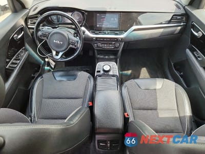 Zdjęcie 8 z 12 samochodu: 2022 KIA NIRO EV S VIN:KNDCC3LG1N5160865 - miniatura