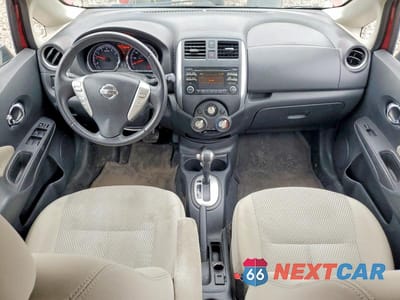Zdjęcie 8 z 12 samochodu: 2014 NISSAN VERSA NOTE S VIN:3N1CE2CP3EL355809 - miniatura