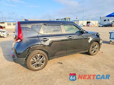 Trzecie zdjęcie samochodu z tyłu: 2020 KIA SOUL EX VIN:KNDJ33AU1L7724466 - miniatura