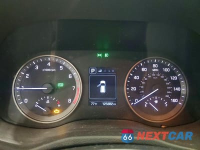 Zdjęcie 9 z 13 samochodu: 2016 HYUNDAI TUCSON VIN:KM8J3CA25GU111008 - miniatura