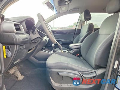 Zdjęcie 7 z 13 samochodu: 2016 KIA SORENTO LX V6 VIN:5XYPGDA50GG135379 - miniatura