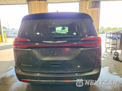 Zdjęcie 6 z 14 samochodu: 2023 CHRYSLER PACIFICA TOURING L VIN:2C4RC1BGXPR549557 - miniatura