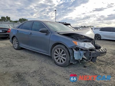 Czwarte zdjęcie samochodu z boku: 2012 TOYOTA CAMRY XLE V6 VIN:4T1BK1FK9CU500331 - miniatura