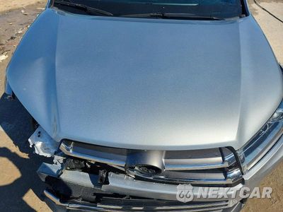 Zdjęcie 12 z 14 samochodu: 2019 TOYOTA HIGHLANDER LIMITED VIN:5TDDZRFH5KS747165 - miniatura
