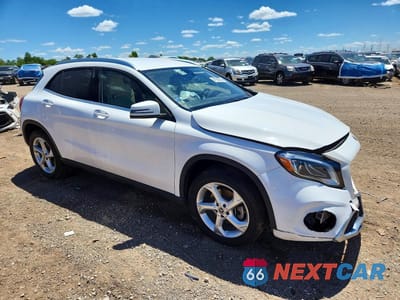 Czwarte zdjęcie samochodu z boku: 2020 MERCEDES-BENZ GLA 250 4MATIC VIN:W1NTG4GB8LU031090 - miniatura