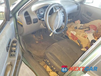 Zdjęcie 8 z 12 samochodu: 2005 HYUNDAI ACCENT GL VIN:KMHCG45C85U605365 - miniatura