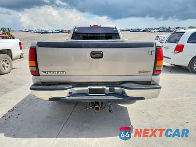 Zdjęcie 6 z 13 samochodu: 2004 GMC NEW SIERRA C1500 VIN:1GTEC14T24Z207403 - miniatura