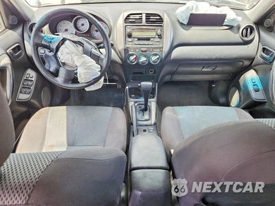 Zdjęcie 8 z 14 samochodu: 2005 TOYOTA RAV4 BASE VIN:JTEGD20V650069272 - miniatura