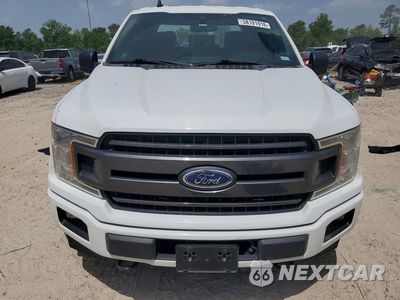 Piąte zdjęcie samochodu w środku: 2019 FORD F150 SUPERCREW VIN:1FTEW1E42KFD22807 - miniatura