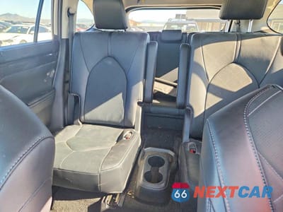 Zdjęcie 10 z 13 samochodu: 2023 TOYOTA HIGHLANDER HYBRID PLATINUM VIN:5TDEBRCH2PS594300 - miniatura