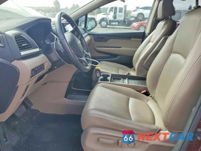 Zdjęcie 7 z 12 samochodu: 2018 HONDA ODYSSEY EXL VIN:5FNRL6H79JB013657 - miniatura