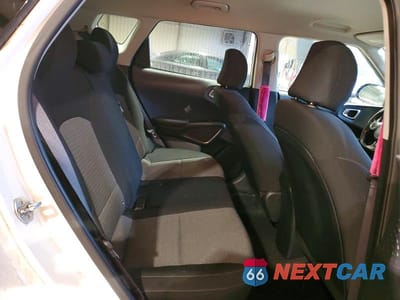Zdjęcie 10 z 12 samochodu: 2020 KIA SOUL GT LINE VIN:KNDJ63AUXL7704580 - miniatura