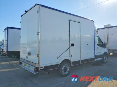 Trzecie zdjęcie samochodu z tyłu: 2020 FORD TRANSIT DELIVERY TRUCK VIN:1FDBW5Z89LKB52506 - miniatura