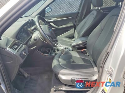 Zdjęcie 7 z 13 samochodu: 2016 BMW X1 XDRIVE28I VIN:WBXHT3C34G5E52411 - miniatura