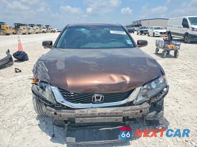 Piąte zdjęcie samochodu w środku: 2013 HONDA ACCORD EXL VIN:1HGCT1B83DA019253 - miniatura