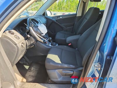 Zdjęcie 7 z 14 samochodu: 2017 VOLKSWAGEN TIGUAN S VIN:WVGBV7AX8HK049439 - miniatura