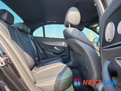 Zdjęcie 10 z 12 samochodu: 2023 MERCEDES-BENZ E 350 4MATIC VIN:W1KZF8EB2PB182559 - miniatura