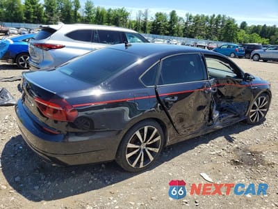 Trzecie zdjęcie samochodu z tyłu: 2018 VOLKSWAGEN PASSAT GT VIN:1VWJM7A38JC039653 - miniatura