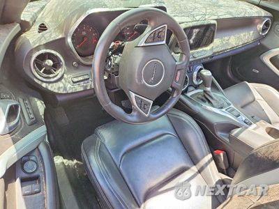 Zdjęcie 8 z 12 samochodu: 2016 CHEVROLET CAMARO SS VIN:1G1FH1R77G0132717 - miniatura