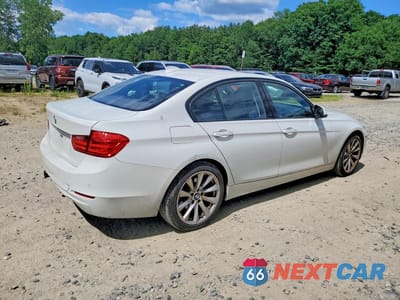 Trzecie zdjęcie samochodu z tyłu: 2015 BMW 320 I XDRIVE VIN:WBA3C3G51FNT53203 - miniatura