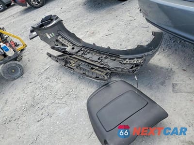 Zdjęcie 12 z 13 samochodu: 2015 HYUNDAI GENESIS 3.8L VIN:KMHGN4JE7FU047671 - miniatura