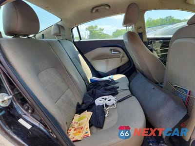 Zdjęcie 10 z 12 samochodu: 2017 KIA RIO LX VIN:KNADM4A30H6017196 - miniatura
