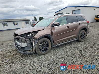 2019 TOYOTA HIGHLANDER HYBRID LIMITED PLATINUM 5TDDGRFH5KS056322 - główne zdjęcie licytacji z USA - miniatura