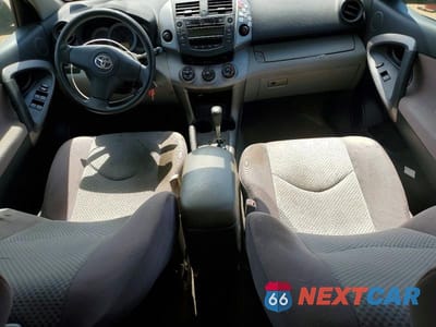 Zdjęcie 8 z 12 samochodu: 2006 TOYOTA RAV4 BASE VIN:JTMZD33V066012501 - miniatura