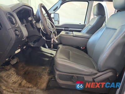 Zdjęcie 7 z 12 samochodu: 2013 FORD F250 SUPER DUTY VIN:1FT7X2A61DEB83815 - miniatura