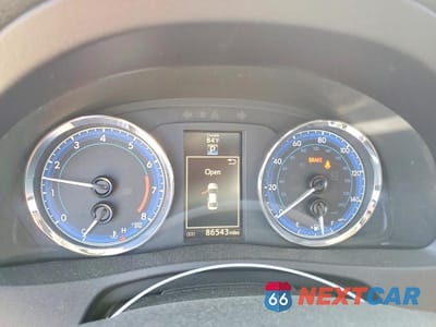 Zdjęcie 9 z 12 samochodu: 2018 TOYOTA COROLLA SE VIN:2T1BURHE6JC017619 - miniatura