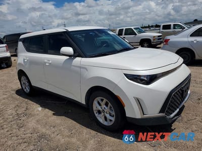 Czwarte zdjęcie samochodu z boku: 2025 KIA SOUL LX VIN:KNDJ23AU3S7948369 - miniatura