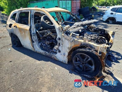 Czwarte zdjęcie samochodu z boku: 2018 BMW X3 XDRIVE30I VIN:5UXTR9C56JLC80362 - miniatura