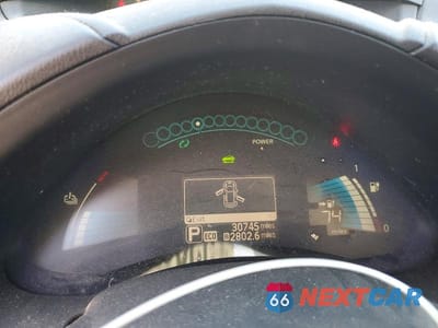 Zdjęcie 9 z 12 samochodu: 2016 NISSAN LEAF S-30 VIN:1N4BZ0CP9GC313974 - miniatura