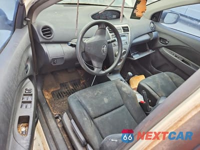 Zdjęcie 8 z 12 samochodu: 2012 TOYOTA YARIS FLEET VIN:JTDBT4K32C1420534 - miniatura