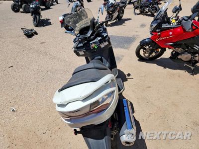 Zdjęcie 6 z 9 samochodu: 2009 SUZUKI BURGMAN 400 VIN:JS1CK44A392100848 - miniatura