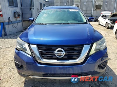 Piąte zdjęcie samochodu w środku: 2018 NISSAN PATHFINDER S VIN:5N1DR2MN4JC628258 - miniatura