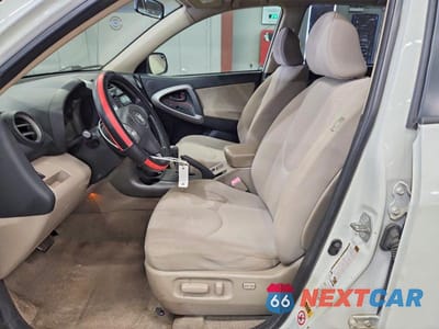 Zdjęcie 7 z 13 samochodu: 2006 TOYOTA RAV4 LIMITED VIN:JTMBD31V365012244 - miniatura
