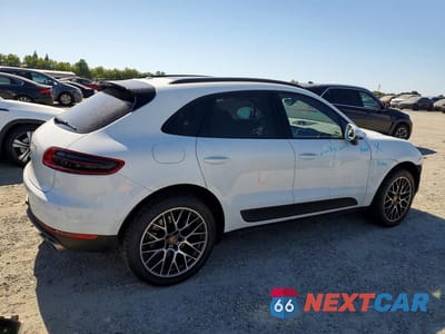 Trzecie zdjęcie samochodu z tyłu: 2018 PORSCHE MACAN S VIN:WP1AB2A53JLB30860 - miniatura