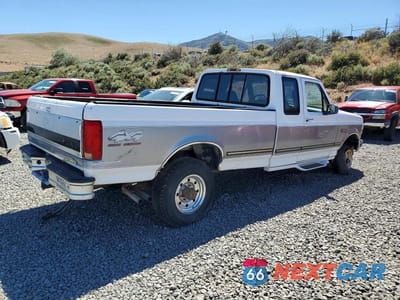 Trzecie zdjęcie samochodu z tyłu: 1996 FORD F250 VIN:1FTHX26G5TEA49328 - miniatura