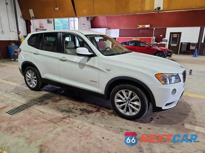 Czwarte zdjęcie samochodu z boku: 2013 BMW X3 XDRIVE28I VIN:5UXWX9C58DL874391 - miniatura