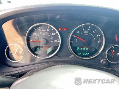 Zdjęcie 8 z 10 samochodu: 2015 JEEP WRANGLER UNLIMITED RUBICON VIN:1C4BJWFG3FL530855 - miniatura