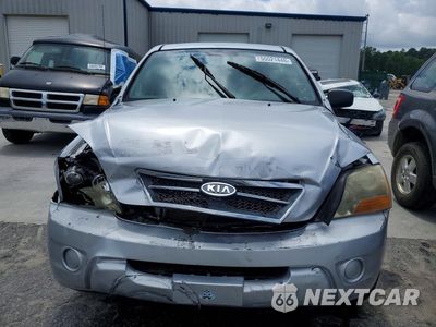 Piąte zdjęcie samochodu w środku: 2007 KIA SORENTO BASE VIN:KNDJD736575752100 - miniatura